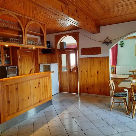 Tourist Farm Lavric *